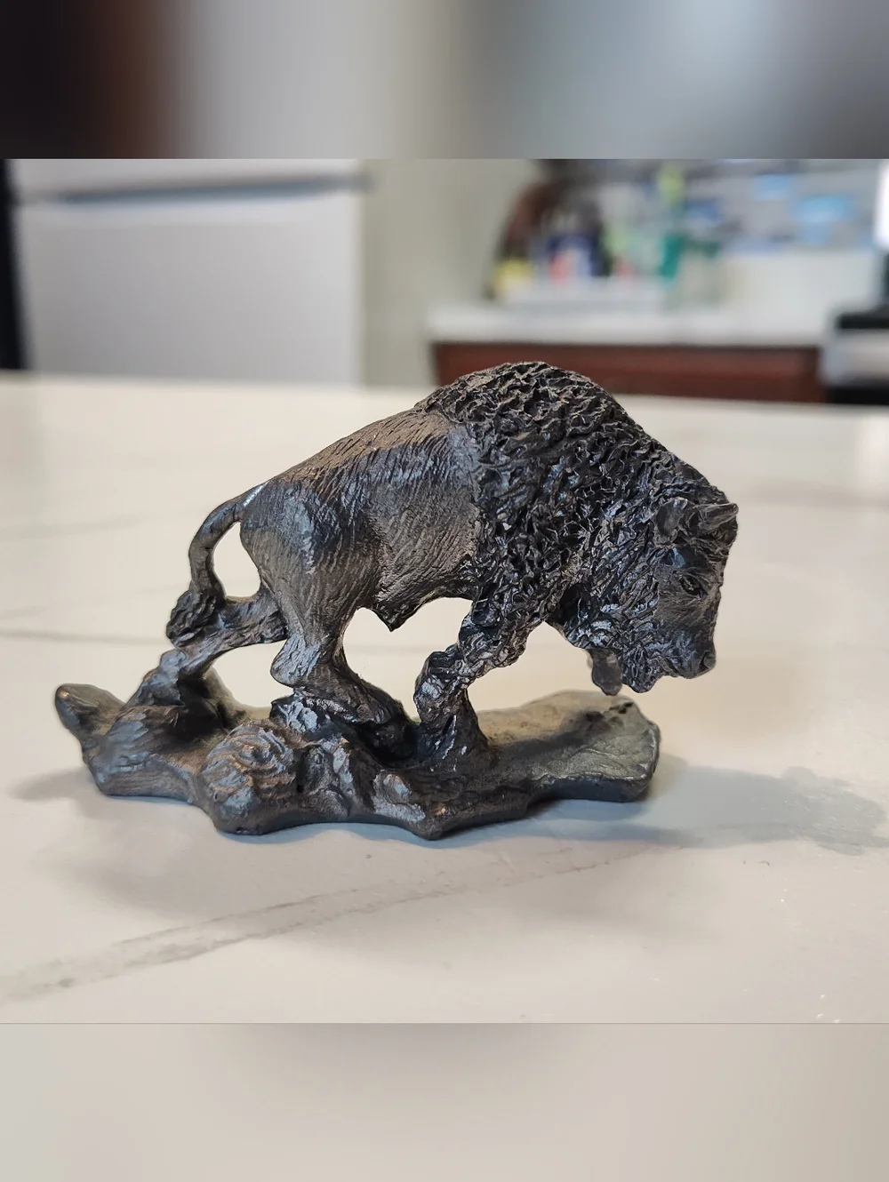 American Buffalo / Bison Figurine - Vintage - Pewter - Handcrafted - Made In USA - Picture 1 of 13
